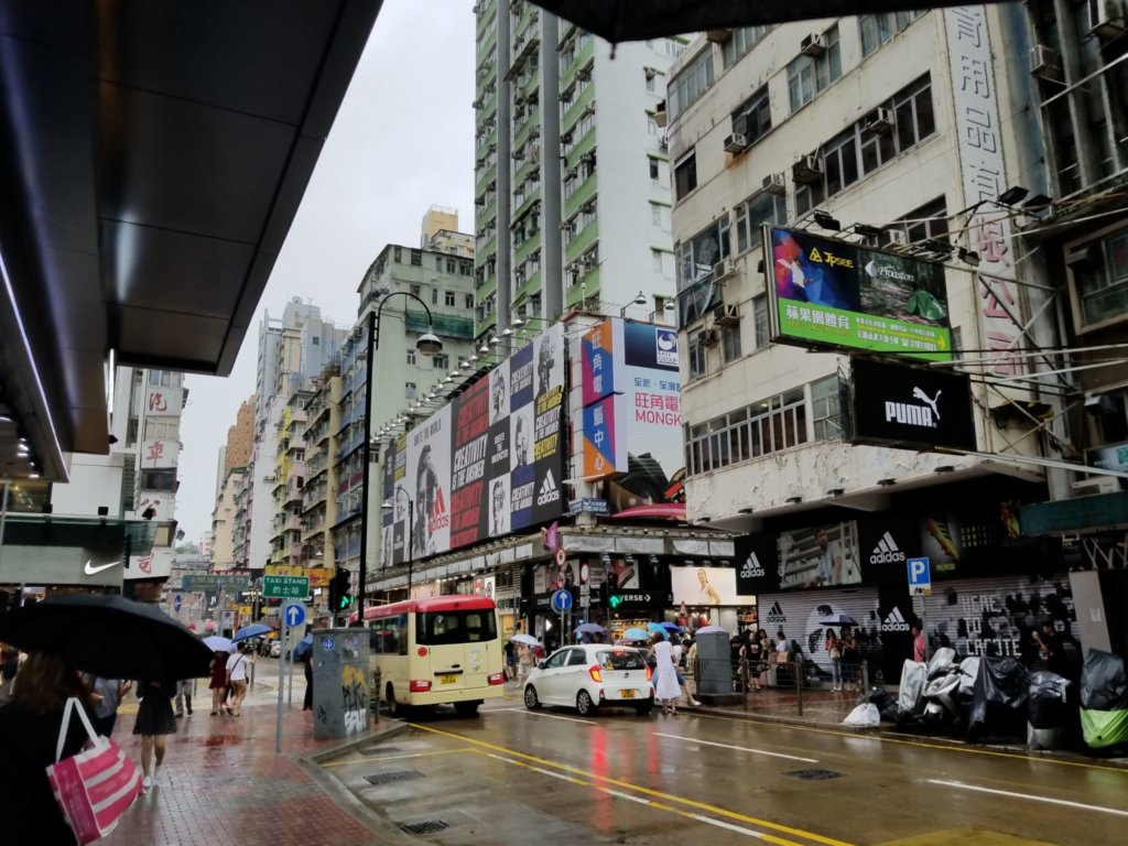 香港のモンコックにあるスニーカー街ってどこ？安い？レア物は？
