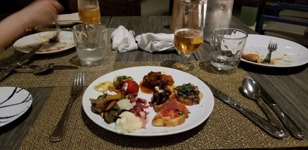 モルディブのヴィラリゾート「フィノール」にて