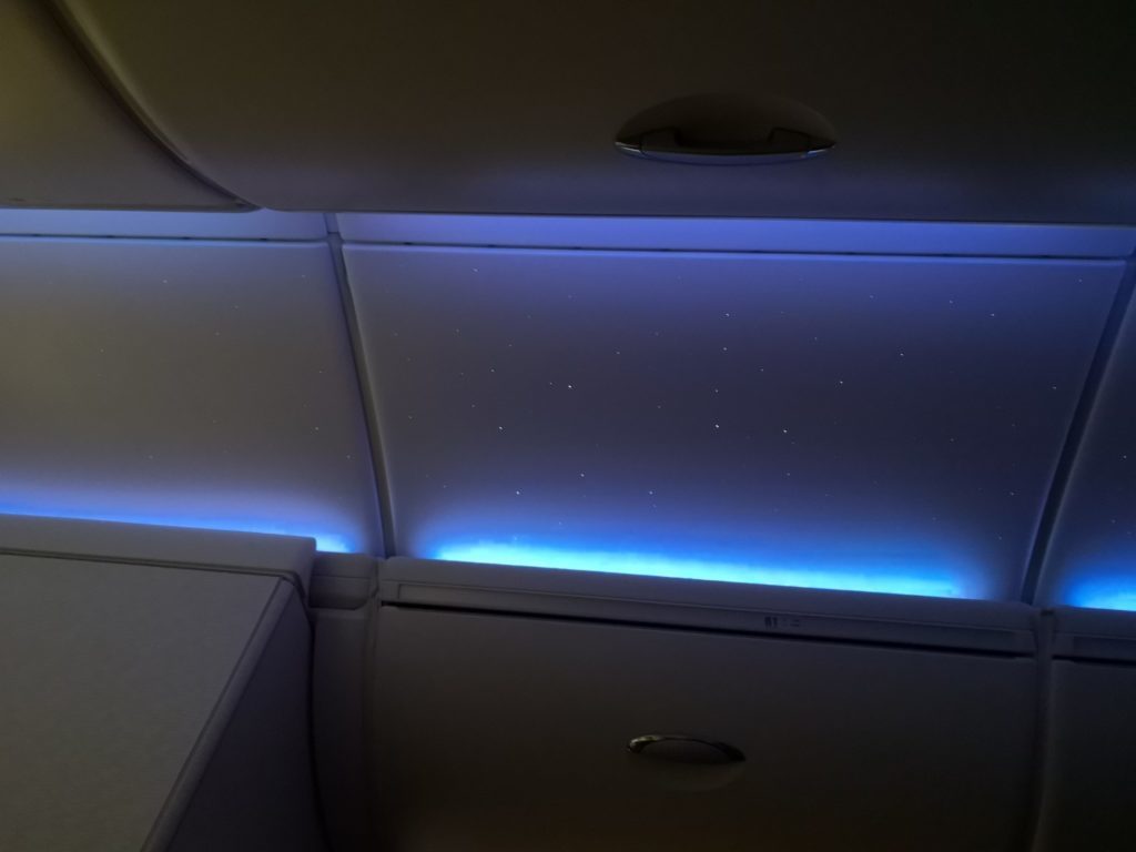 エミレーツ航空機内の星空その2
