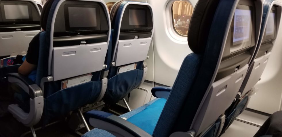 ハワイアン航空のエコノミークラスの座席