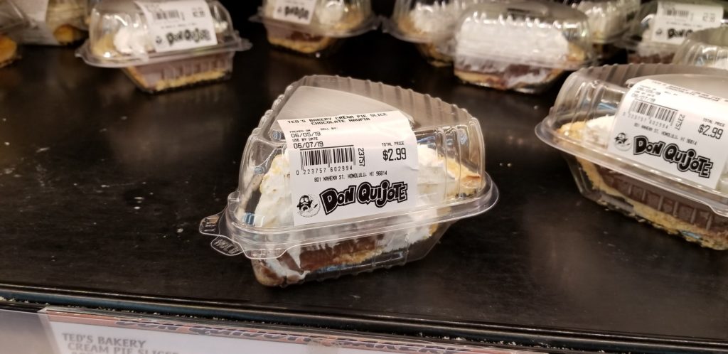 ハワイのドンキホーテで売っているテッズベーカリーのパイ