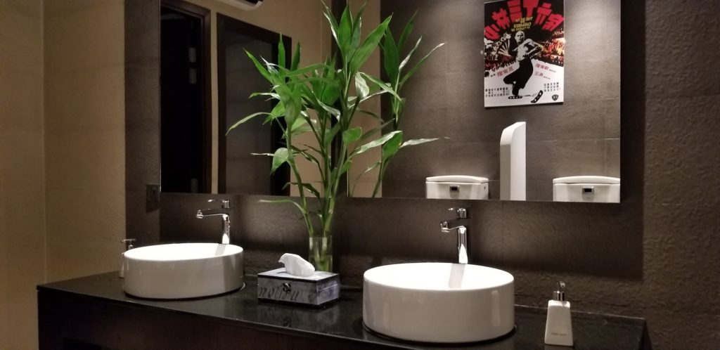 レストラン「Kanusan」のトイレも清潔感バツグン