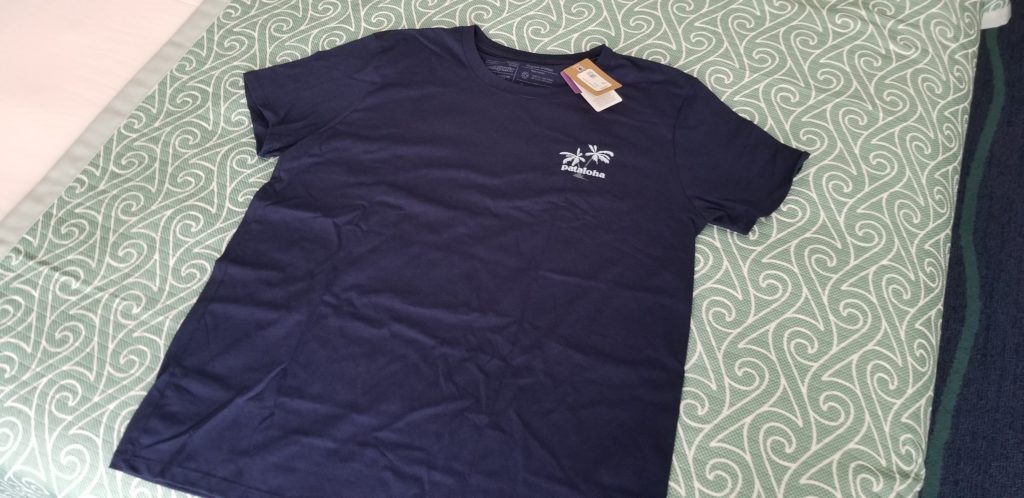 購入したパタロハ・ハレイワのTシャツ